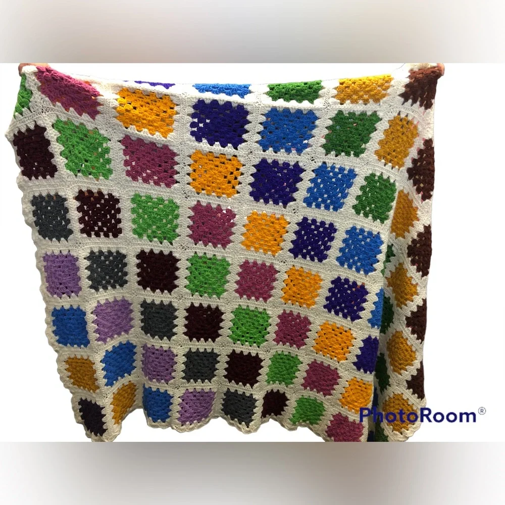 Beautiful Vintage Crochet Boho Afghan - Picture 3 of 3